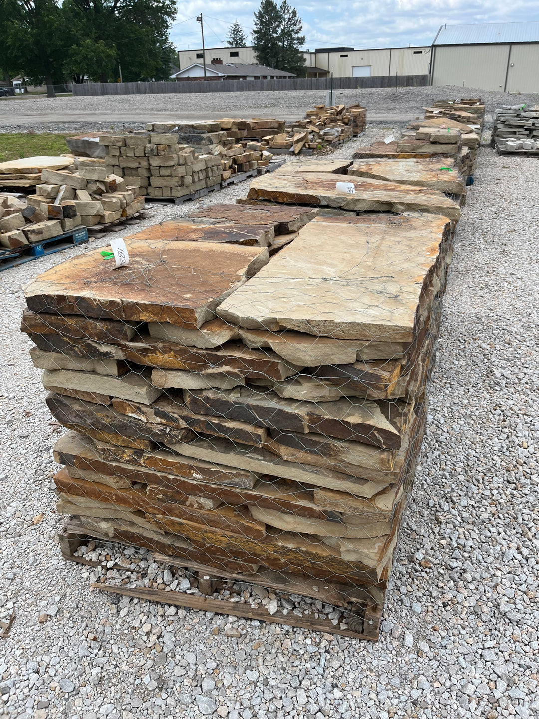 Flagstone - Brown 2"  (Per Pound)
